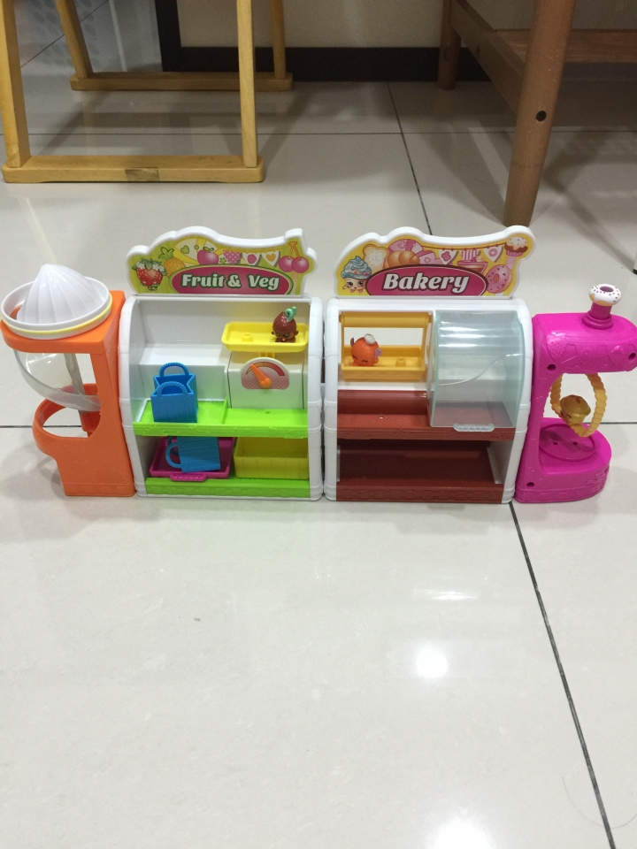 開箱文~SES專櫃美國超夯Shopkins購物寶貝.做工精緻的玩具 !!