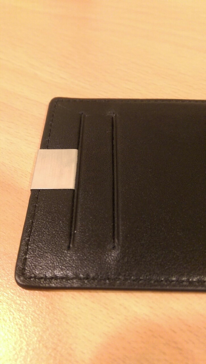 【開箱】超極薄荷蘭 Dun Wallets 皮夾