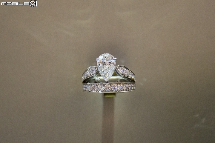 領略皇后冠冕之美 CHAUMET Josephine 「加冕˙愛」系列