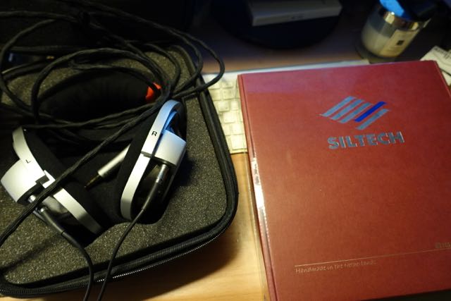 歷經一年多由hugo隨身到家用SPL Phonitor2桌面系統完成