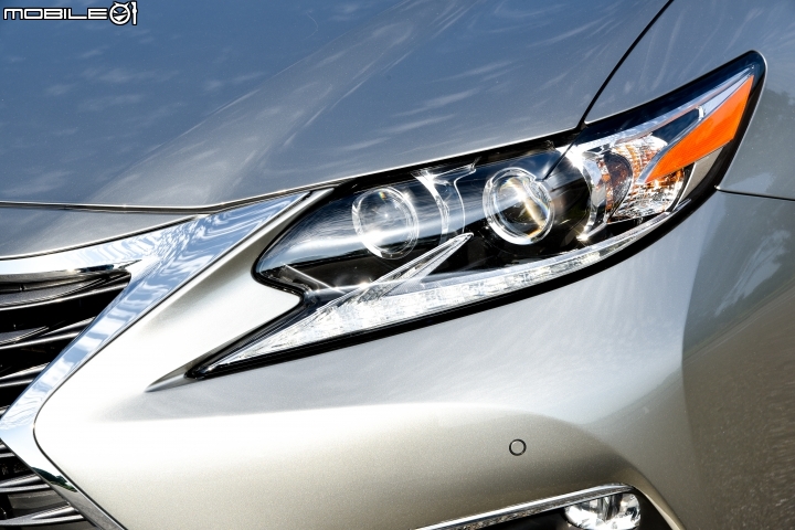 小改款細節強化 Lexus ES200