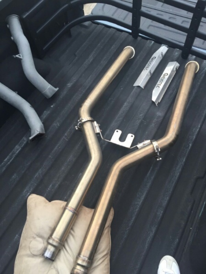 W212 V8 Bi-Turbo - Weistec 前段,中段管 - 預熱開箱