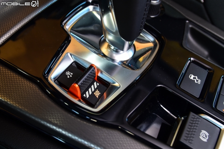 優雅與激情的交會點 Jaguar F-Type S Coupe