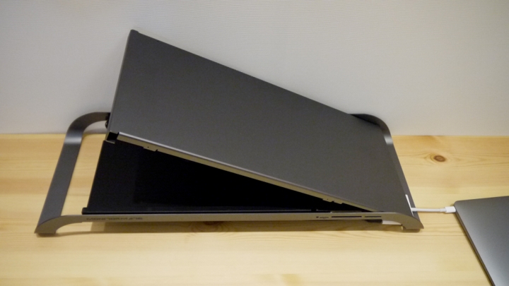 New MacBook新概念,居家外出一機搞定!