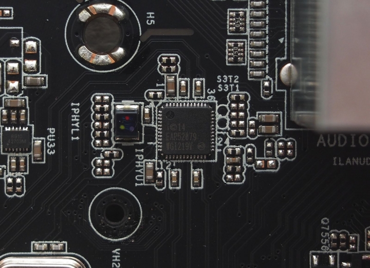 ASRock Fatal1ty H170 Performance - 中階 H170 主機板搶先看