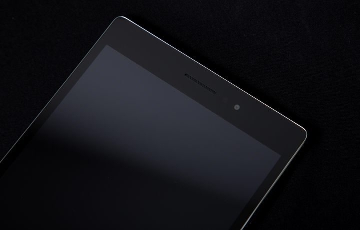 ASUS ZenPad S 8.0 Z580CA ,阿母拿來追劇、記事、玩Candy的新歡