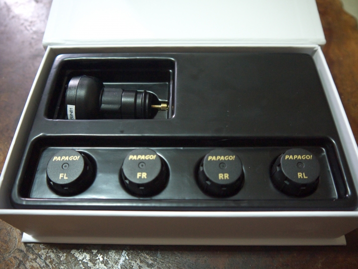 【開箱】PAPAGO!GoSafe TPMS100胎壓偵測器,CP值好高阿