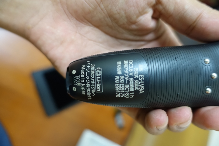 日本EMS回台 全台首開箱 panasonic ES-LV9A 5枚刃電動刮鬍刀!!