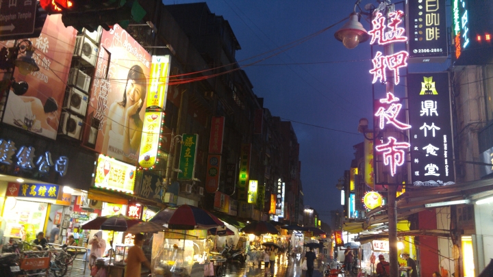 【體驗分享】LG G4 最強拍照旗艦機:雨中激拍、老街之旅