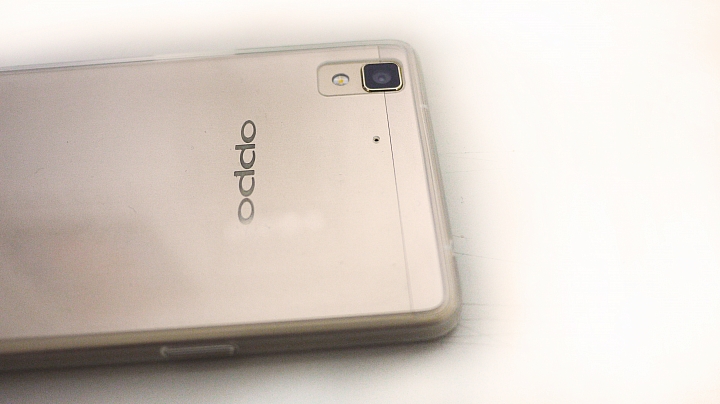 「OPPO R7一閃動人心」試用心得分享加金色R7金屬邊框開箱 (R5金屬邊框贈送)
