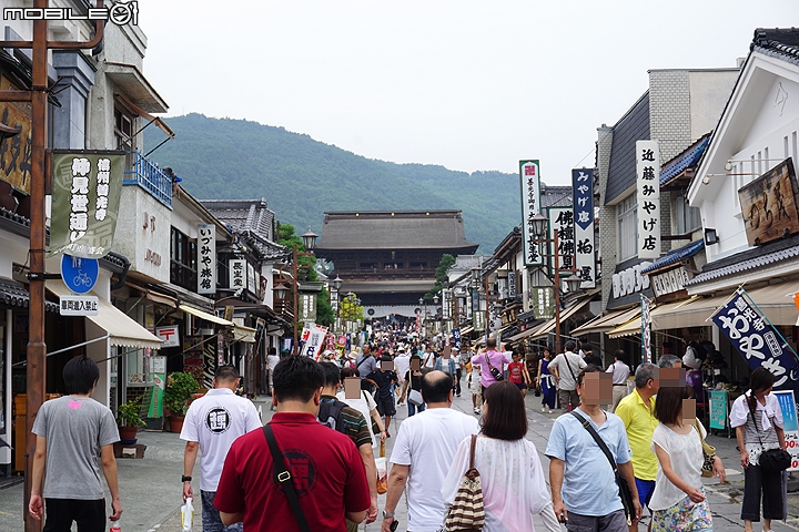 搭北陸新幹線 前往日本人一生必去長野善光寺