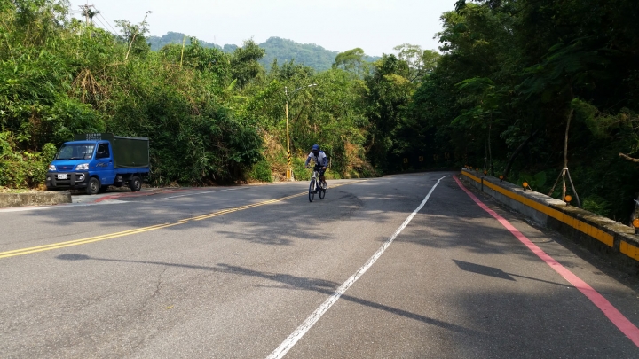 單車騎陡坡瘦的特別快我要挑戰這位大大的陡坡排行榜