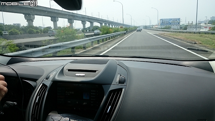 KUGA 2.0時尚經典試駕(福特24小時試駕活動)