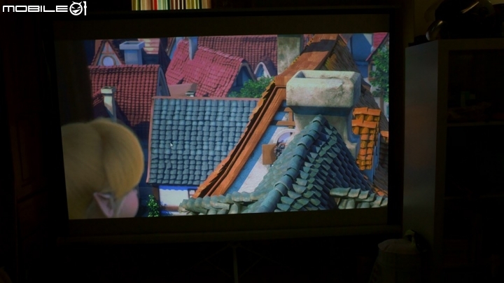 (分享)颱風假手癢入手 acer k138st短焦投影機