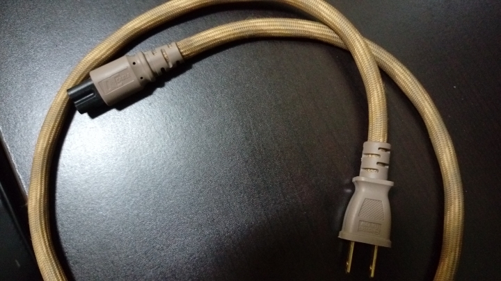 超搭配隨身碟!Marantz M-CR611 不專業及不負責開箱!