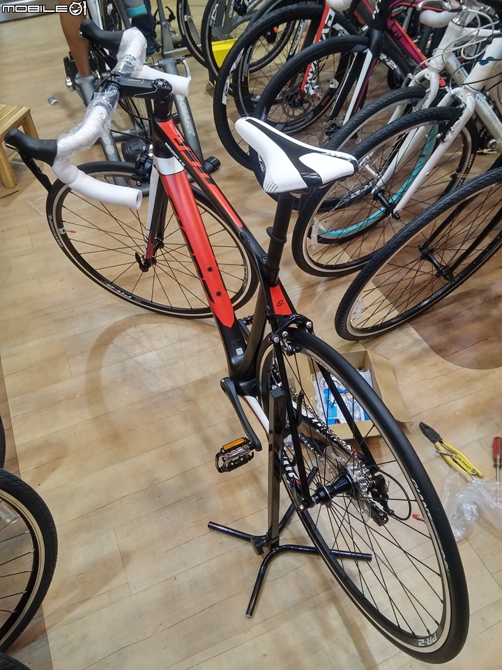開箱!2016 TCR ADV2!(國慶日升級輪組)