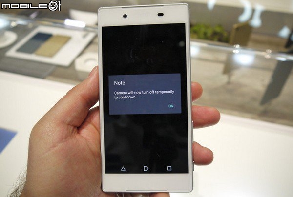 證據顯示 Xperia Z5 機身依然存在過熱問題