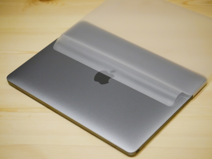 New MacBook新概念,居家外出一機搞定!