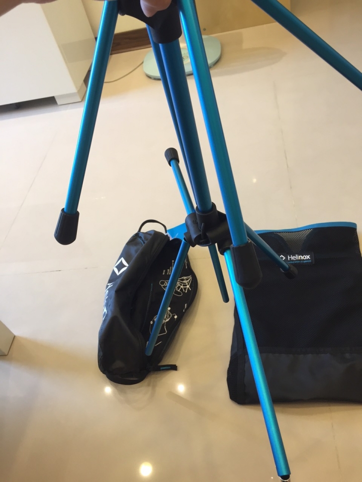愛上開箱的港覺-Helinox Chair One