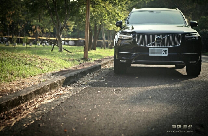 台灣首發 Volvo XC90 First Edition #991 開箱賞圖
