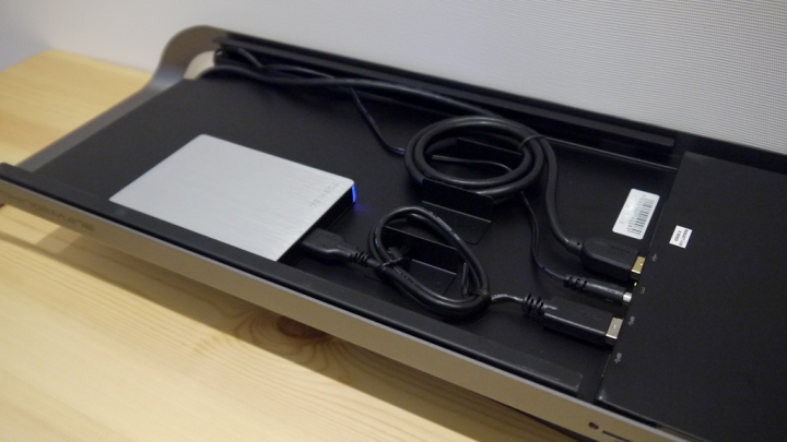 New MacBook新概念,居家外出一機搞定!