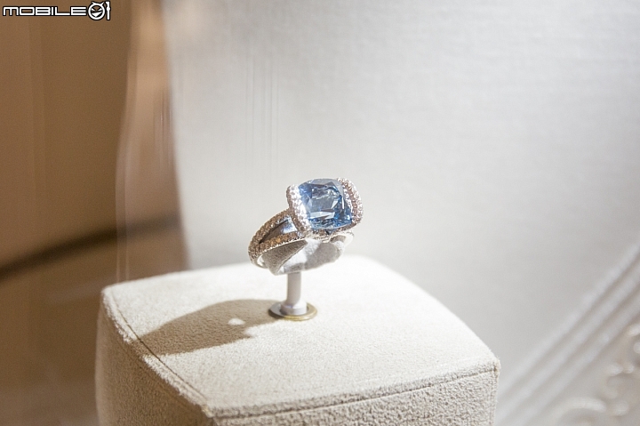 領略皇后冠冕之美 CHAUMET Josephine 「加冕˙愛」系列