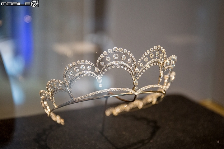 領略皇后冠冕之美 CHAUMET Josephine 「加冕˙愛」系列