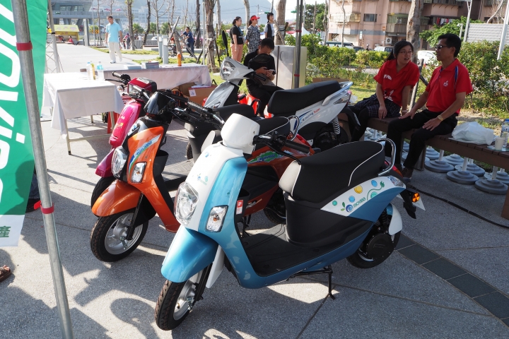 長這麼大,第一次有車廠在我家鄉辦大型活動QQ