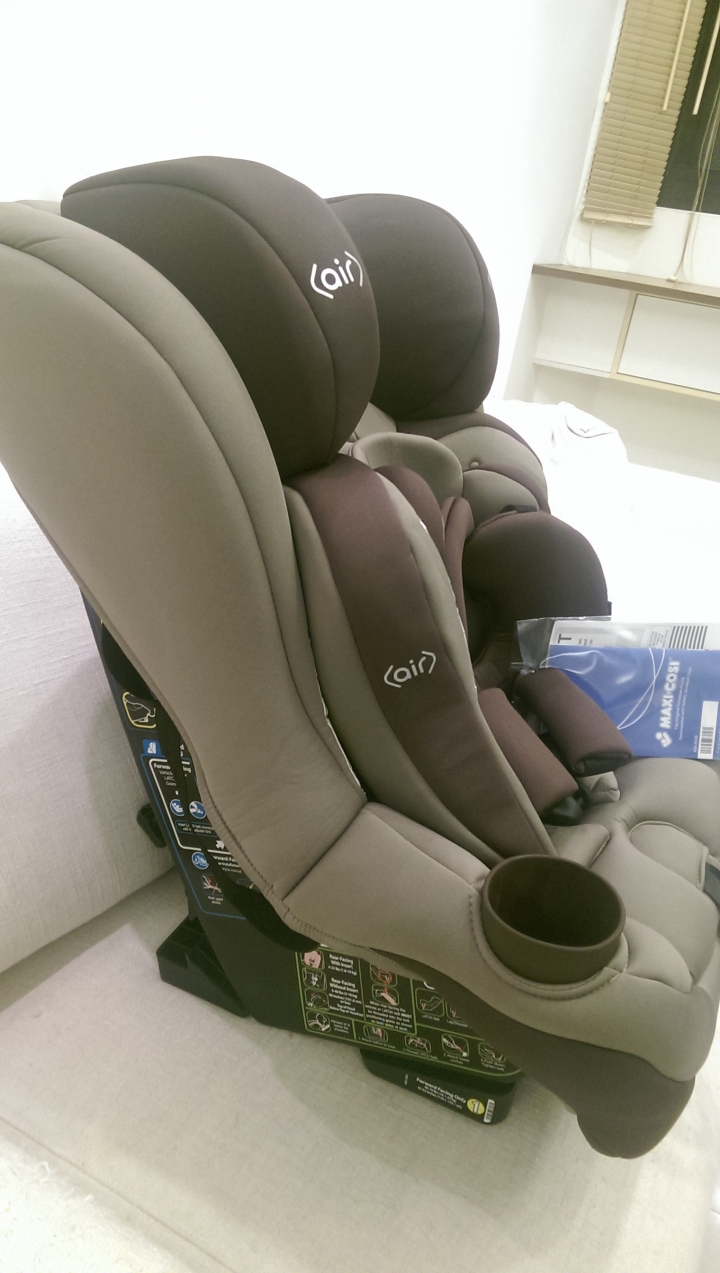 寶寶第二套推(傘)車 Quinny Yezz + 汽座 Maxi-Cosi Pria 70 開箱文 ~