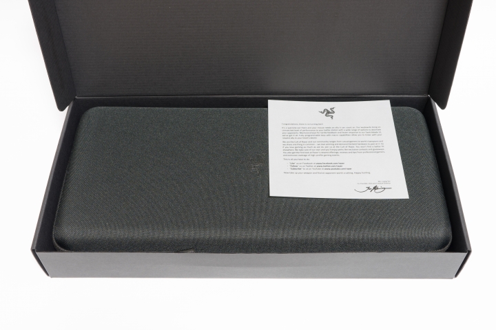 【開箱】Razer 黑寡婦 TE Stealth Chroma + Shine 4 & KBT 古式鍵帽