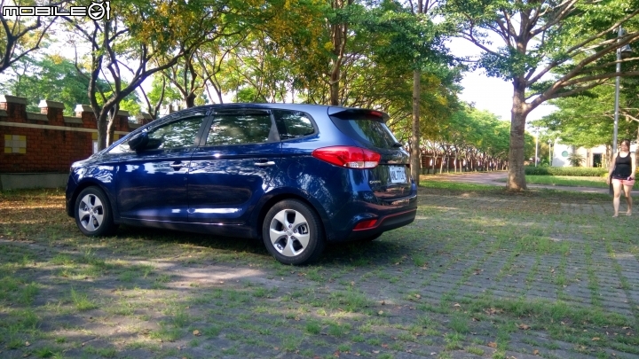 KIA Carens CRDi行駛1XXX公里心得