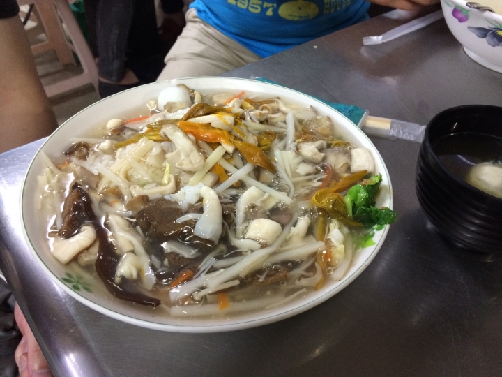 羊肉麵趴梯~