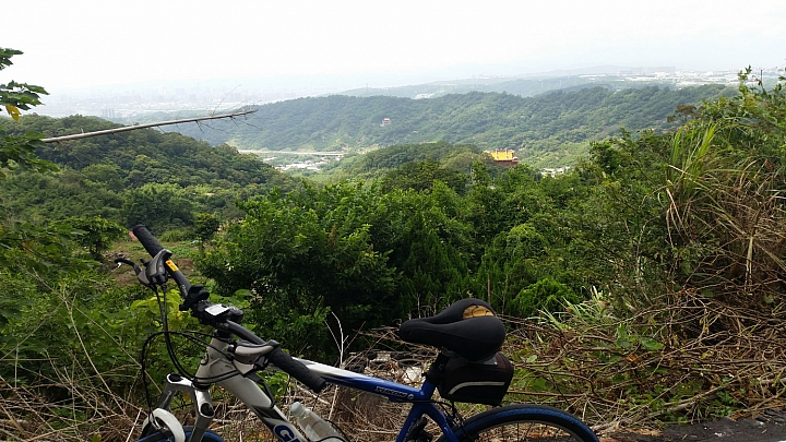 【路線分享】觀音山 魔王坡．中直路 + 崩山巷 介紹．陡坡介紹