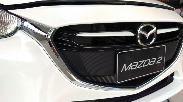 Mazda 2 賞車分享
