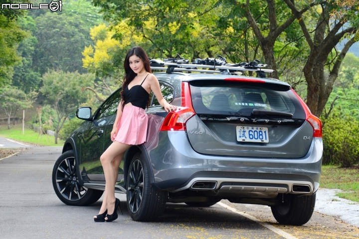 營造跨界風格 Volvo V60 Cross Country D4