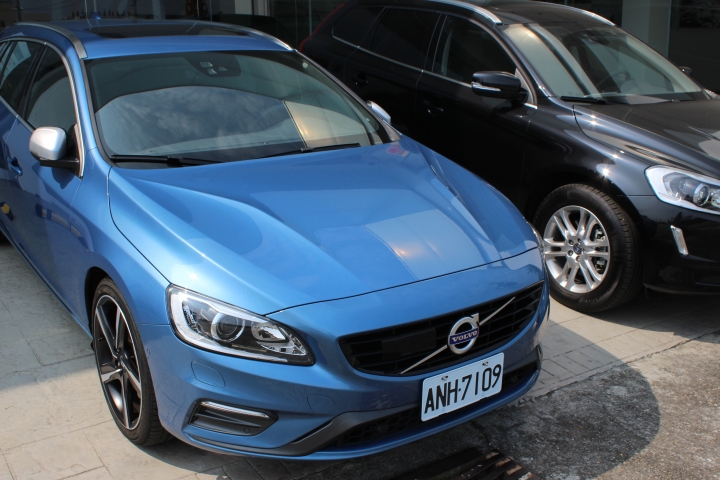 購車探討-VOLVO T6 R-Design,感受北歐極速快感