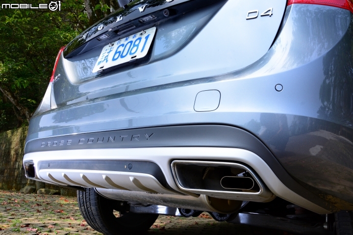 營造跨界風格 Volvo V60 Cross Country D4