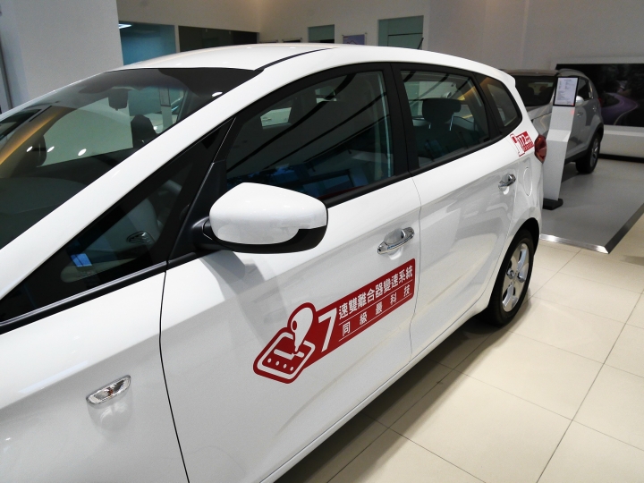 80萬>160萬? 試了KIA Carens CRDi 就知道為什麼了 — 「KIA Carens CRDi 我的家庭MPV」試乘體驗