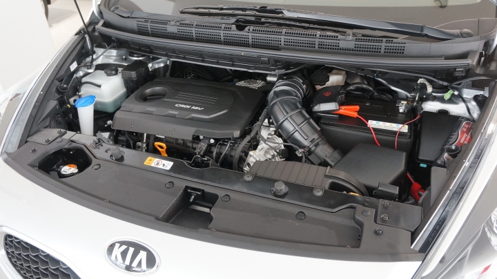 【試乘體驗】「狠 搭」KIA Carens CRDi 我的家庭MPV |