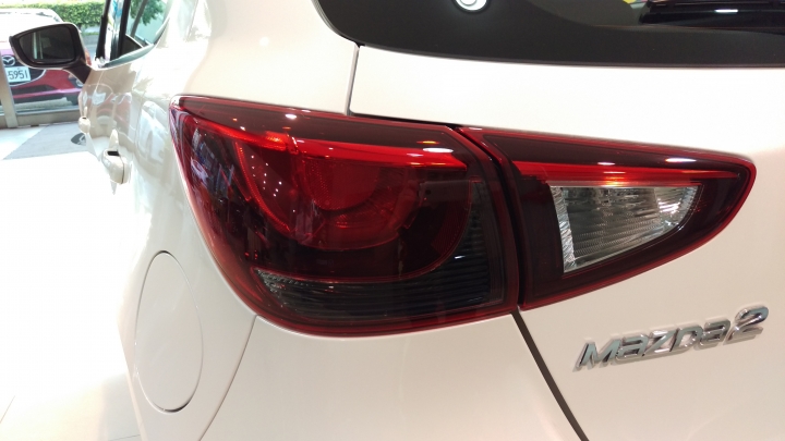 Mazda 2 賞車分享