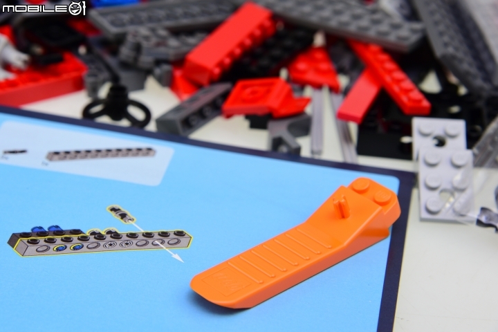 【開箱】經典馬王榮光重現 LEGO Creator 10248 Ferrari F40