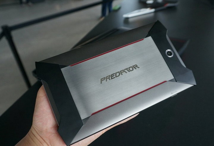 Acer Predator 8 GT-810測評