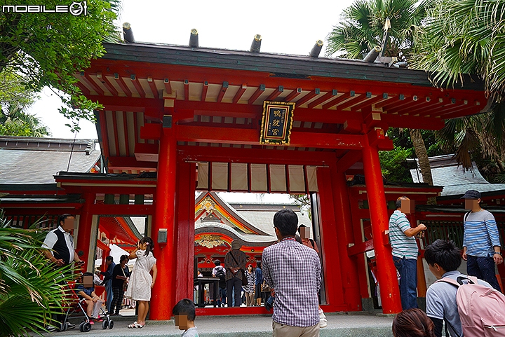 充滿神話色彩 被鬼之洗衣板包圍的青島神社