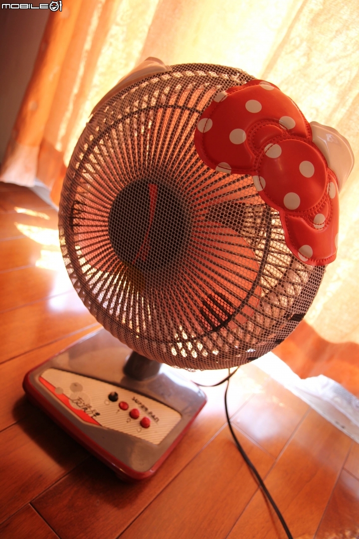 (居家安全) 智能生活真的實現了^^ 人體溫感偵測、智能電源插座、門磁感應防盜... 多虧有了SHC-GA11智能家居監控組合包