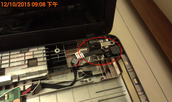 TOSHIBA Satellite C665 自行更換C、D殼,以及送修辛酸分享