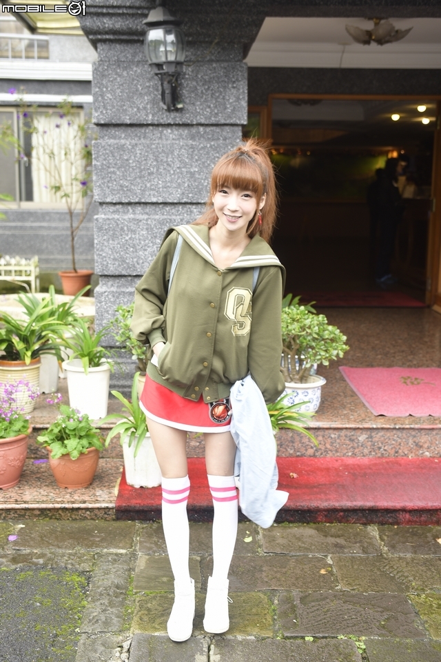 來去尬籃球吧!開著Colt Plus X-Sports勁攻版去阿里山最高的學府香林國小來個三對三鬥牛挑戰賽!