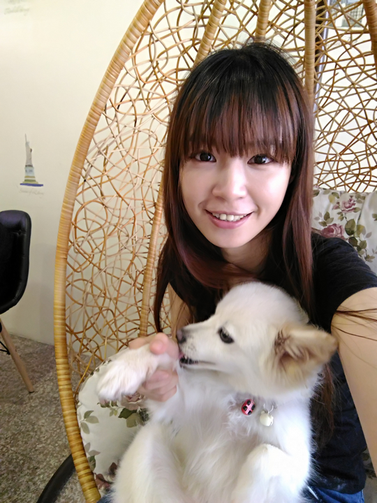最超值的自拍神機,ASUS ZenFone Selfie 女孩不需再煩惱素顏自拍問題