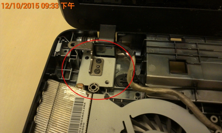 TOSHIBA Satellite C665 自行更換C、D殼,以及送修辛酸分享