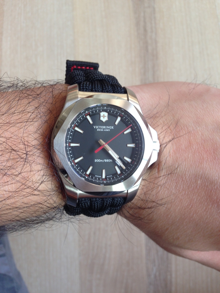 『開箱』Victorinox 維氏 INOX 軍事標準專業套組錶