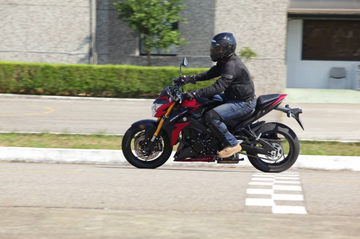 SUZUKI 新竹安駕GSX-S1000 & V-STROM 1000騎乘心得分享